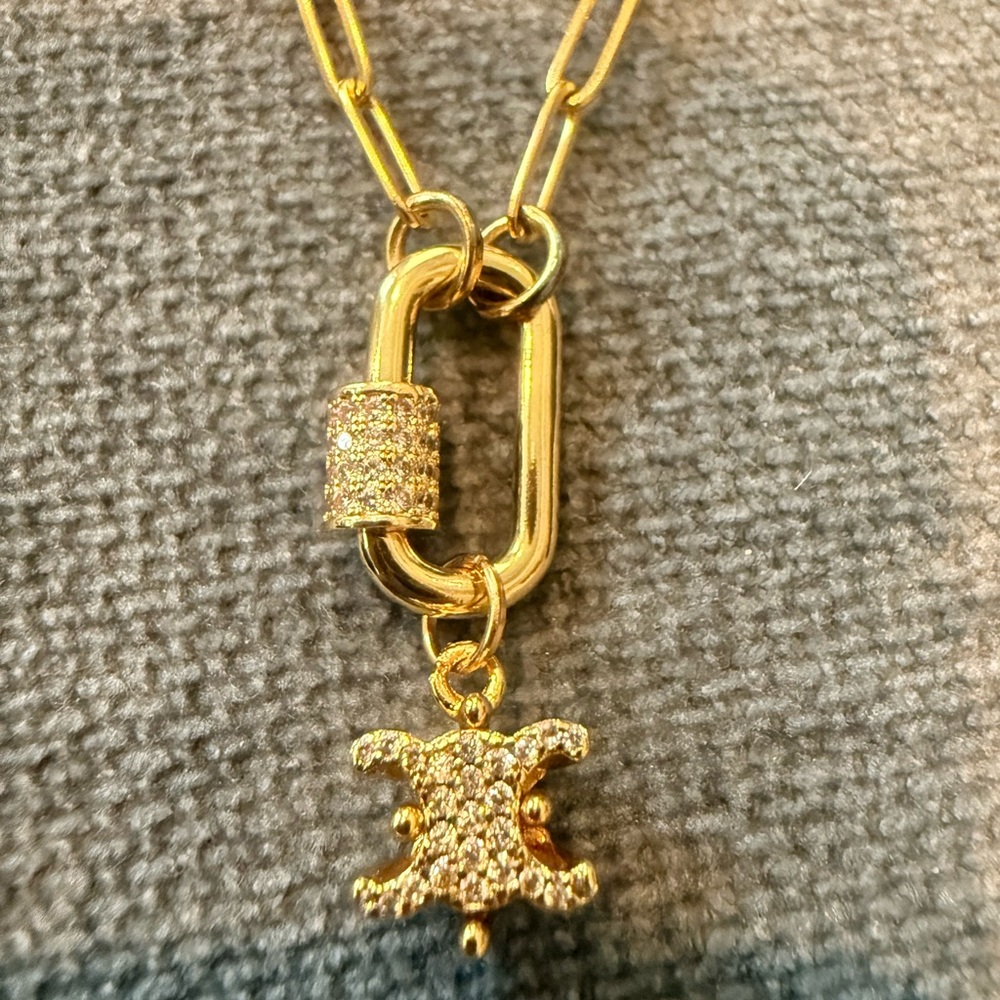 Gold Pendant Necklace Triomphe Charm